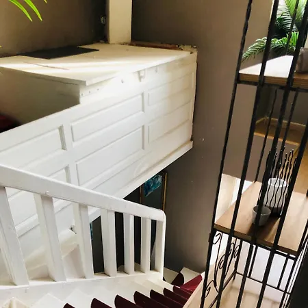 - Les Combles Du Chateau Des Marais - Avec Vue Sur Le - Pour 2 A 5 Personnes