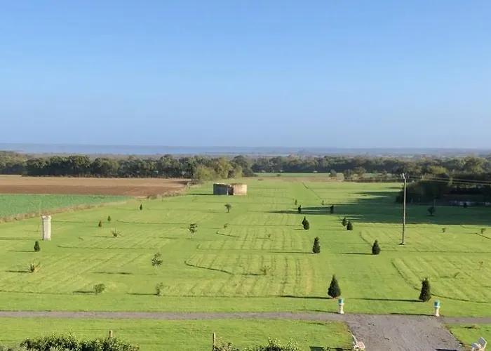 Apartamento - Les Combles Du Chateau Des Marais - Avec Vue Sur Le - Pour 2 A 5 Personnes *